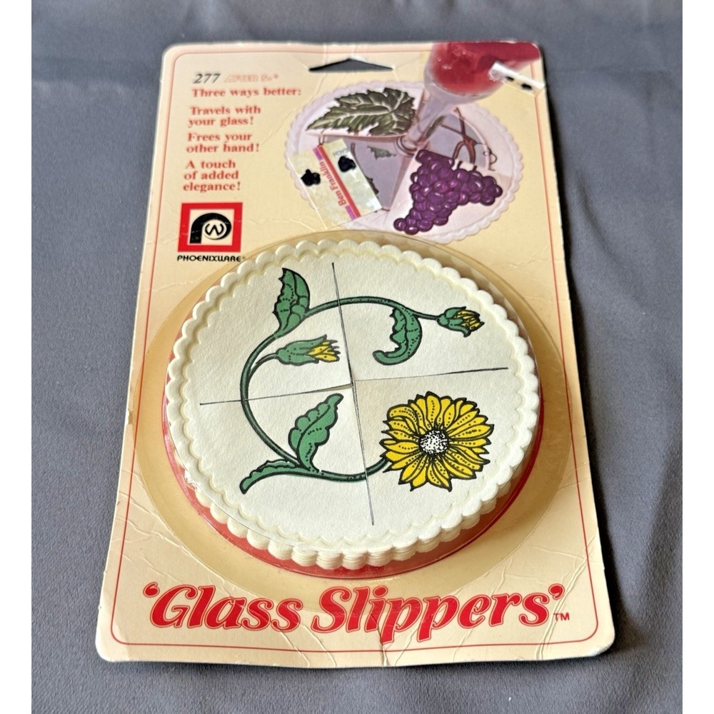 Vtg 1984 Phoenixware Wine‎ GLASS SLIPPERS Daisies Cover Holder Cottage Core